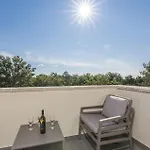 فيلة Aurelia Near Labin For 9 Persons With Heated 60 M2 Pool, Wellness & Kids Playground