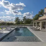 Aurelia Near Labin For 9 Persons With Heated 60 M2 Pool, Wellness & Kids Playground فيلة *