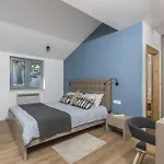 فيلة Aurelia Near Labin For 9 Persons With Heated 60 M2 Pool, Wellness & Kids Playground