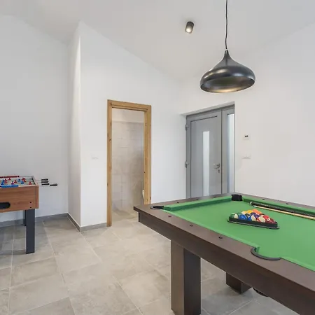 Aurelia Near Labin For 9 Persons With Heated 60 M2 Pool, Wellness & Kids Playground Willa *