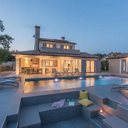 Vila Aurelia Near Labin For 9 Persons With Heated 60 M2 Pool, Wellness & Kids Playground