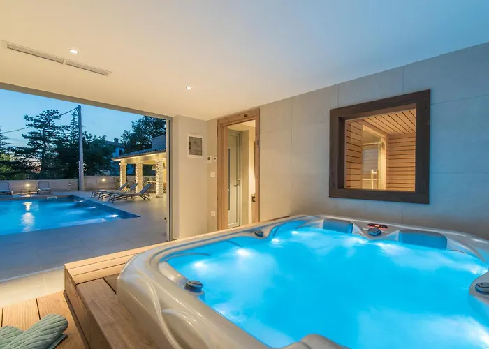 Vila Aurelia Near Labin For 9 Persons With Heated 60 M2 Pool, Wellness & Kids Playground