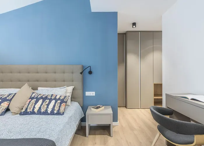 Vila Aurelia Near Labin For 9 Persons With Heated 60 M2 Pool, Wellness & Kids Playground