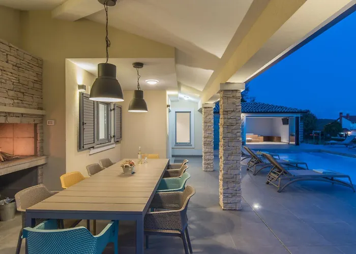 Aurelia Near Labin For 9 Persons With Heated 60 M2 Pool, Wellness & Kids Playground Vila *